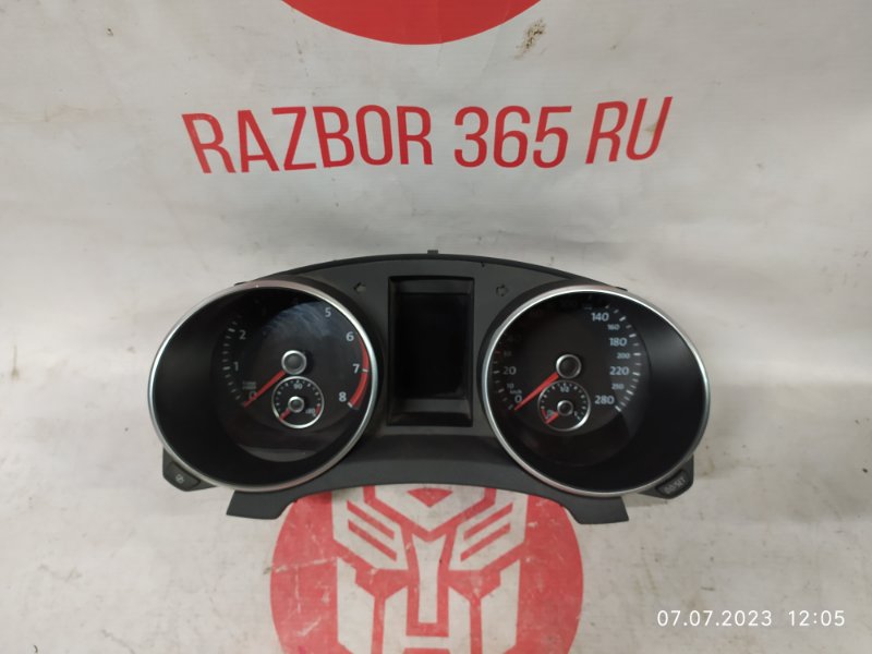 Щиток приборов Volkswagen Golf 5K1 CCZ 2012 (б/у)