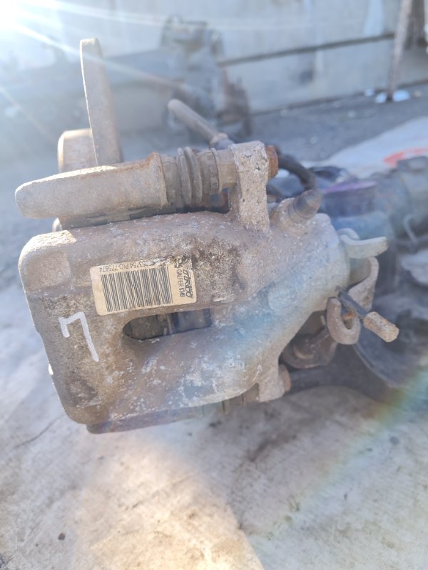 Суппорт TRW Peugeot 208 CC HN01 2015 задн. лев. (б/у)