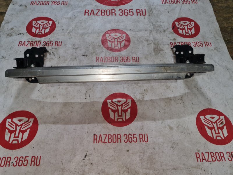 Усилитель бампера Audi Q7 4L BAR 2011 перед. (б/у)
