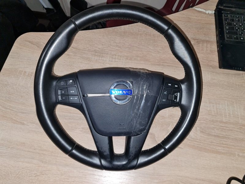 Руль Volvo v40 (б/у)