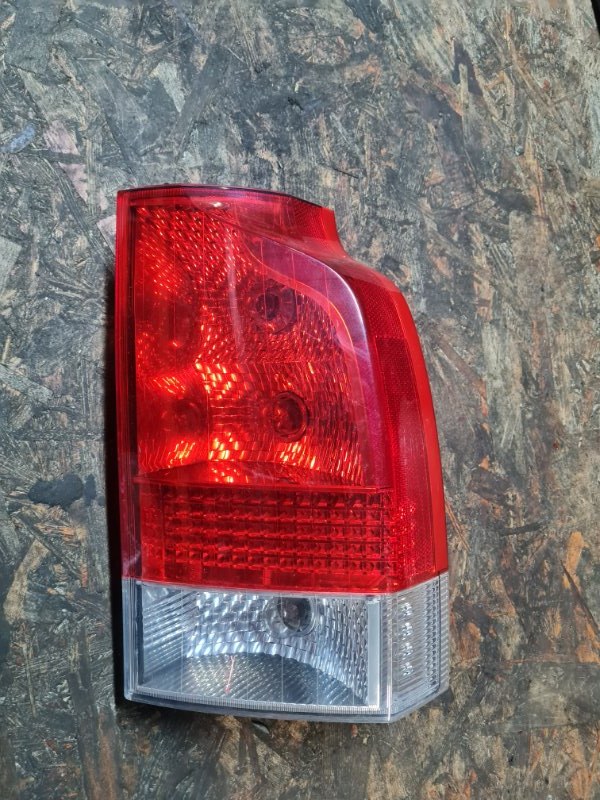 Фонарь Volvo XC70 P2 B5254T2 2007 задн. прав. (б/у)