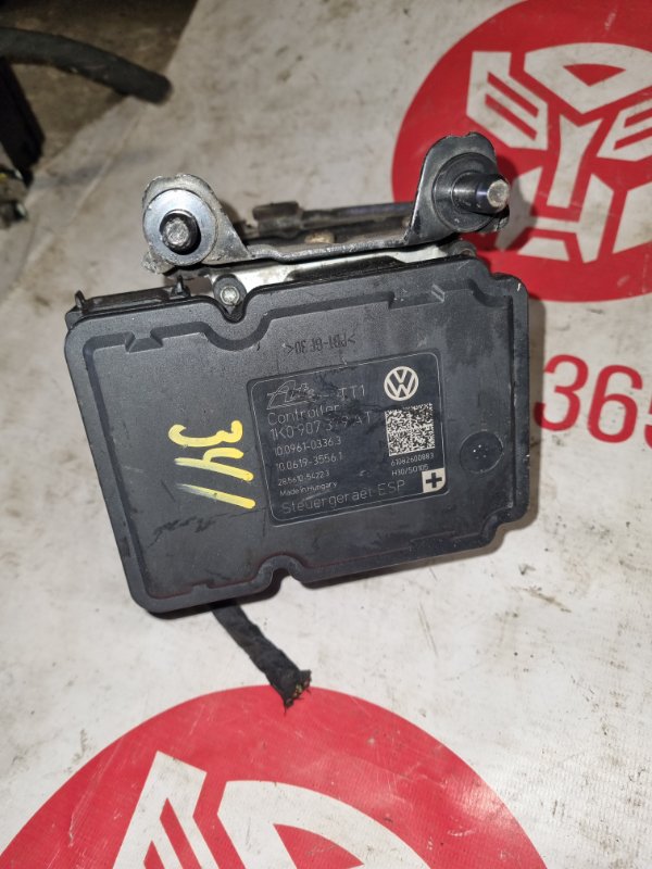 Блок abs Volkswagen Touran 1T3 CAV 2012 (б/у)