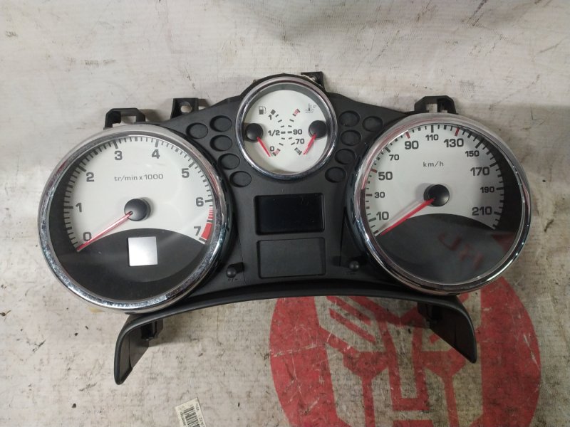 Щиток приборов Peugeot 207 WK 5F01 EP6CD EUR 5 120Л.С. 2011 (б/у)