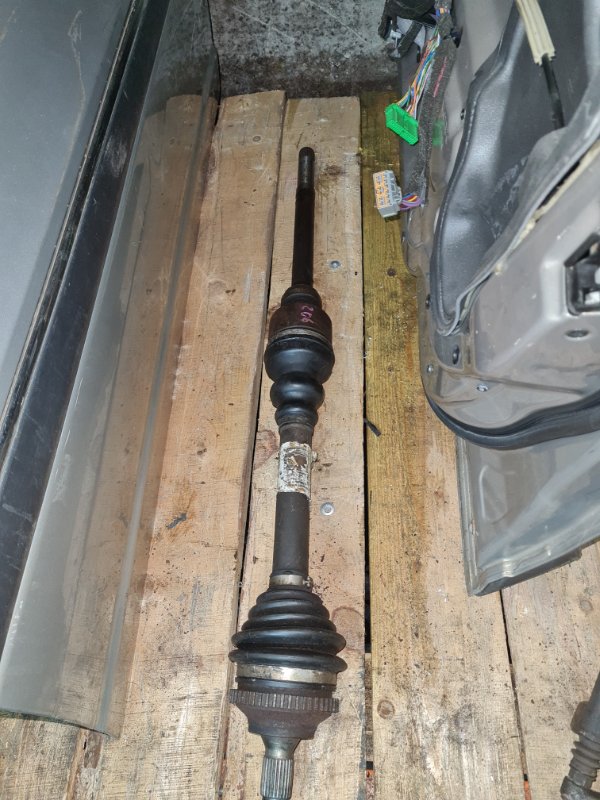Привод Peugeot 206 3-DOOR RFN EW10J4 2002 прав. (б/у)