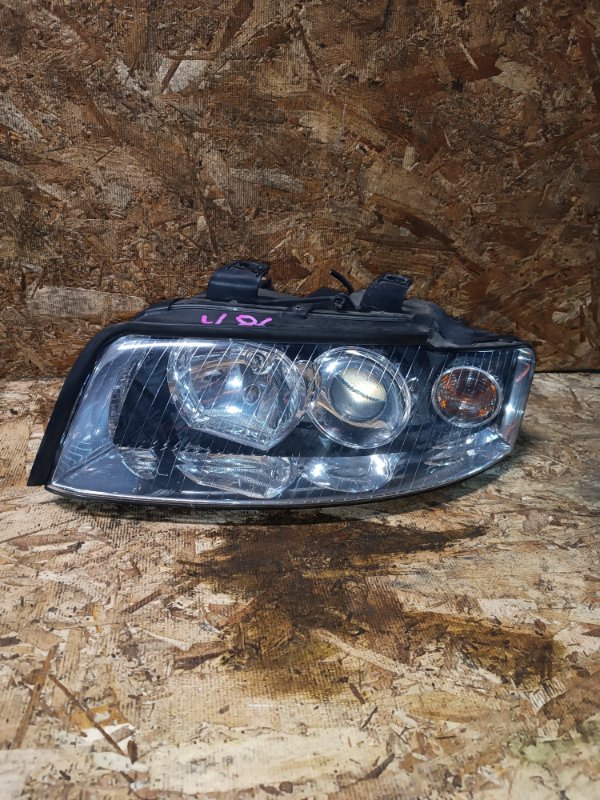 Фара ксенон Audi A4 8E5 AMB 2004 перед. лев. (б/у)
