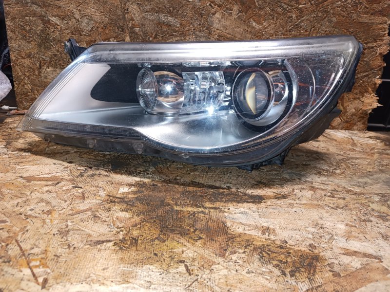 Фара ксенон адаптивный Volkswagen Tiguan 5N1 CAW 2010 перед. лев. (б/у)
