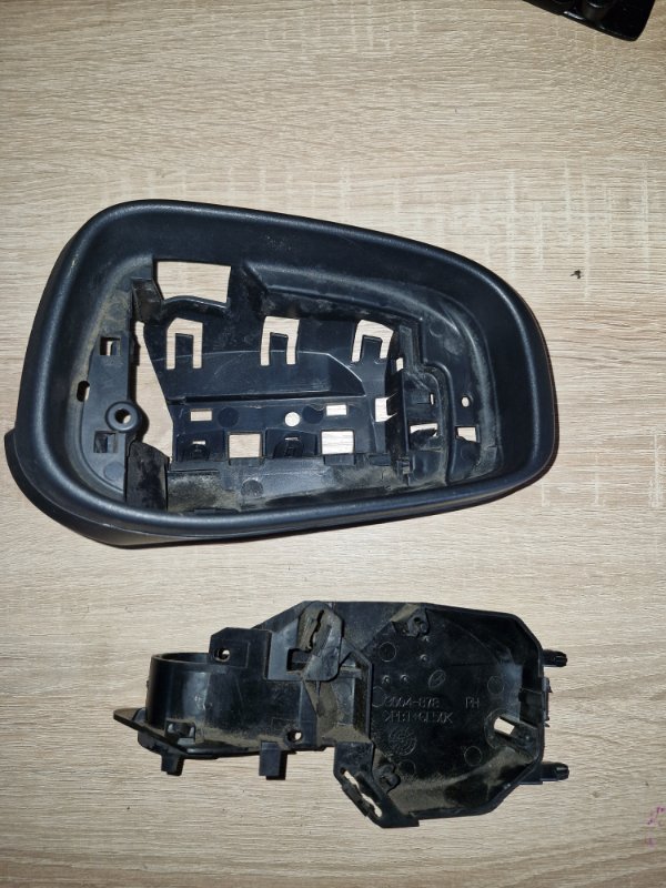 Корпус зеркала Volvo S60 SW B5254T2 2005 прав. (б/у)