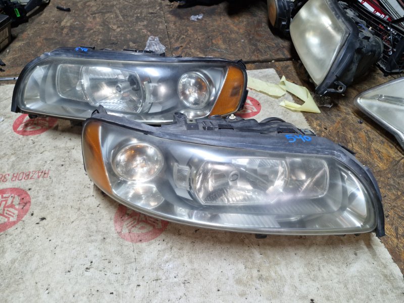 Комплект фар ксенон Volvo S60 2006 B5254T 2006 (б/у)