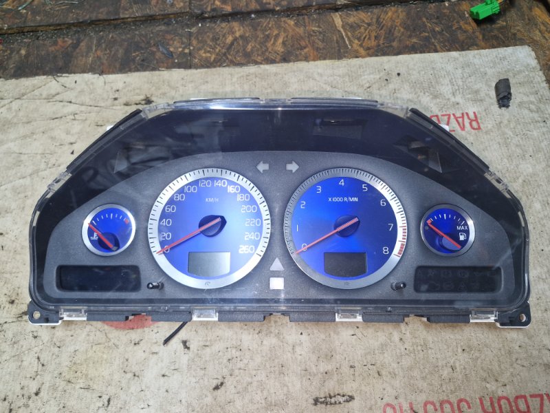ЩИТОК ПРИБОРОВ R-Design Volvo V70 SW B5254T4 2004 (б/у)