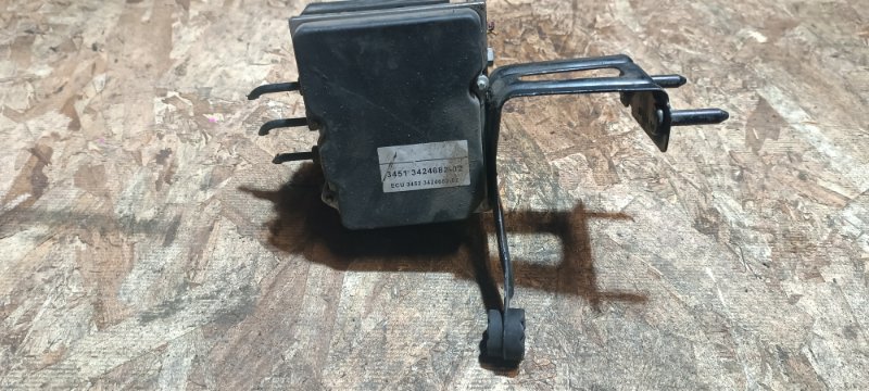 Блок abs BMW X3 E83 M54B30 2006 (б/у)