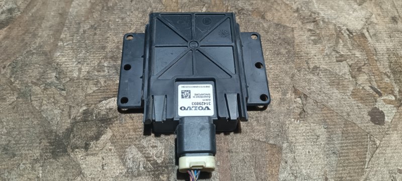 ДАТЧИК СЛЕПЫХ ЗОН VOLVO ХС90 LA2 D4204T11 2017 (б/у)
