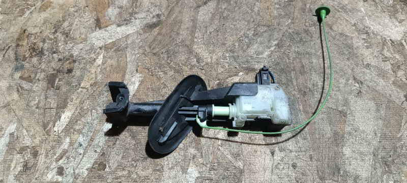 Замок лючка бензобака Volvo S60 Y20 B4164T 2012 (б/у)