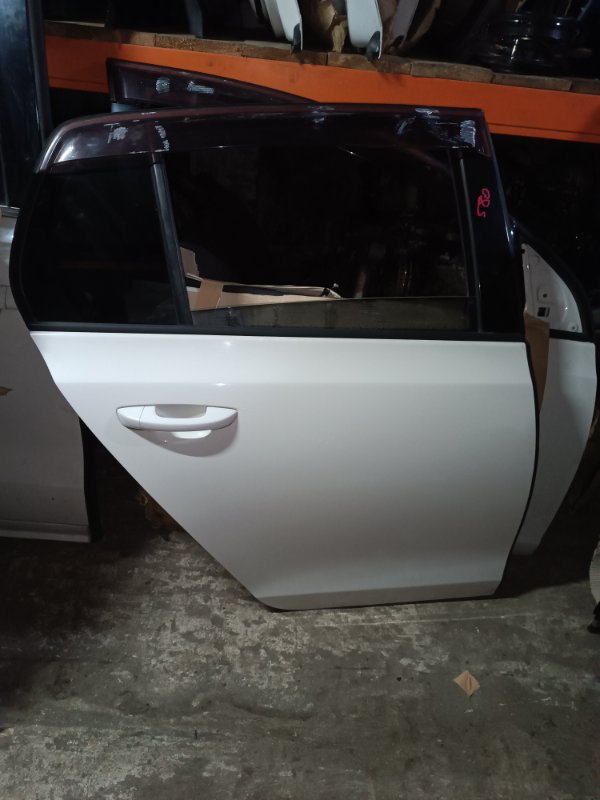 Дверь Volkswagen Golf 5K1 CBZ 2011 задн. прав. (б/у)