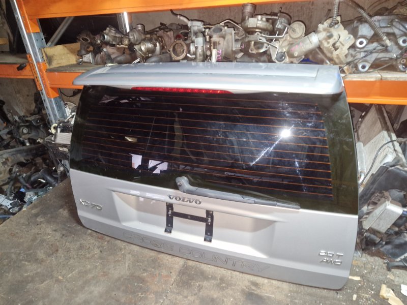 КРЫШКА БАГАЖНИКА СО СПОЙЛЕРОМ Volvo XC70 SZ B5254T2 2005 (б/у)