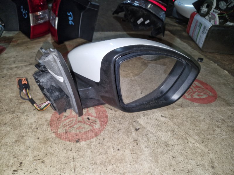 Зеркало Peugeot 308 T92 HN01 2014 прав. (б/у)