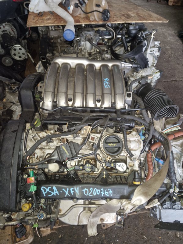 Двигатель XFV Peugeot 407 УНИВЕРСАЛ XFV ES9A 2008 (б/у)