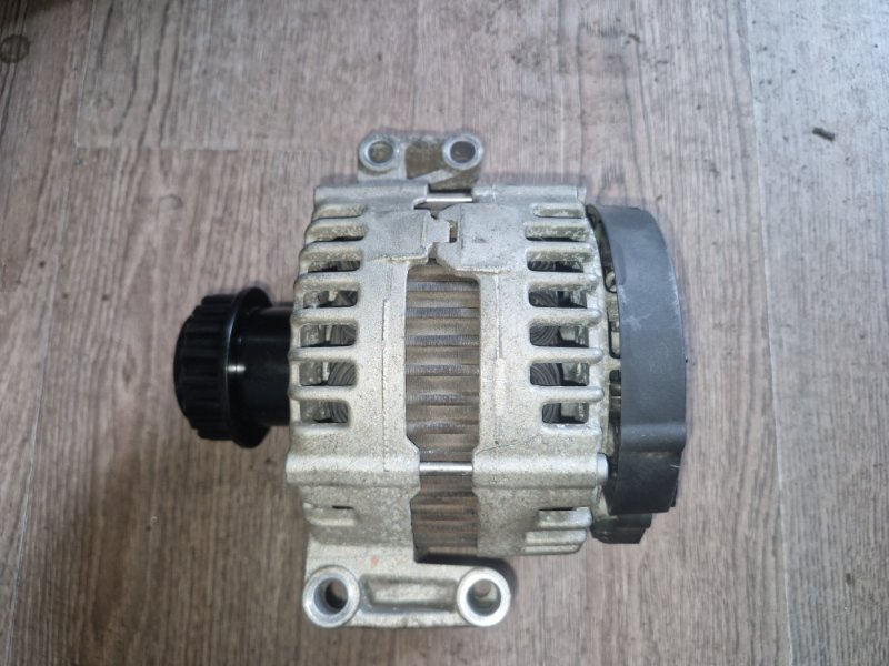 ГЕНЕРАТОР С ОБГОННОЙ МУФТОЙ 180A Volvo xc90 C B6324S5 2011 (б/у)