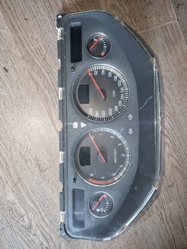 Щиток приборов Volvo S60 RS B5254T2 2004 (б/у)