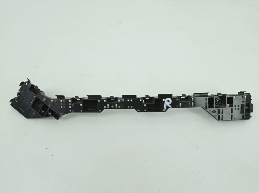 Крепление бампера заднее правое Honda Jade 2015-2018 FR4 71593-T4N-H01 контрактная