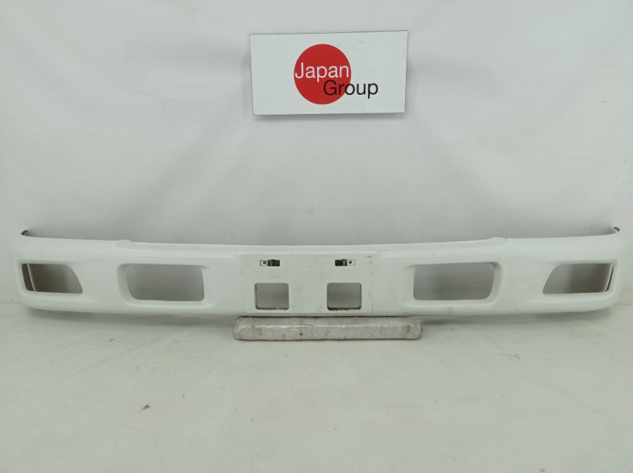 Бампер передний Isuzu Elf NJR85A контрактная