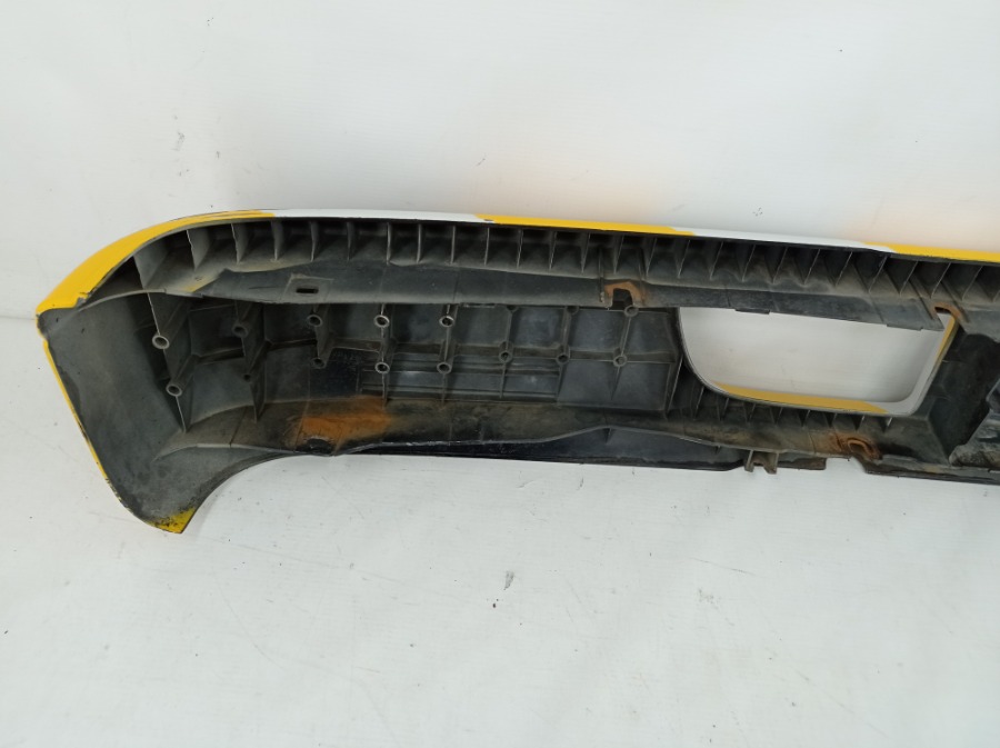 Бампер передний Elf NKR71