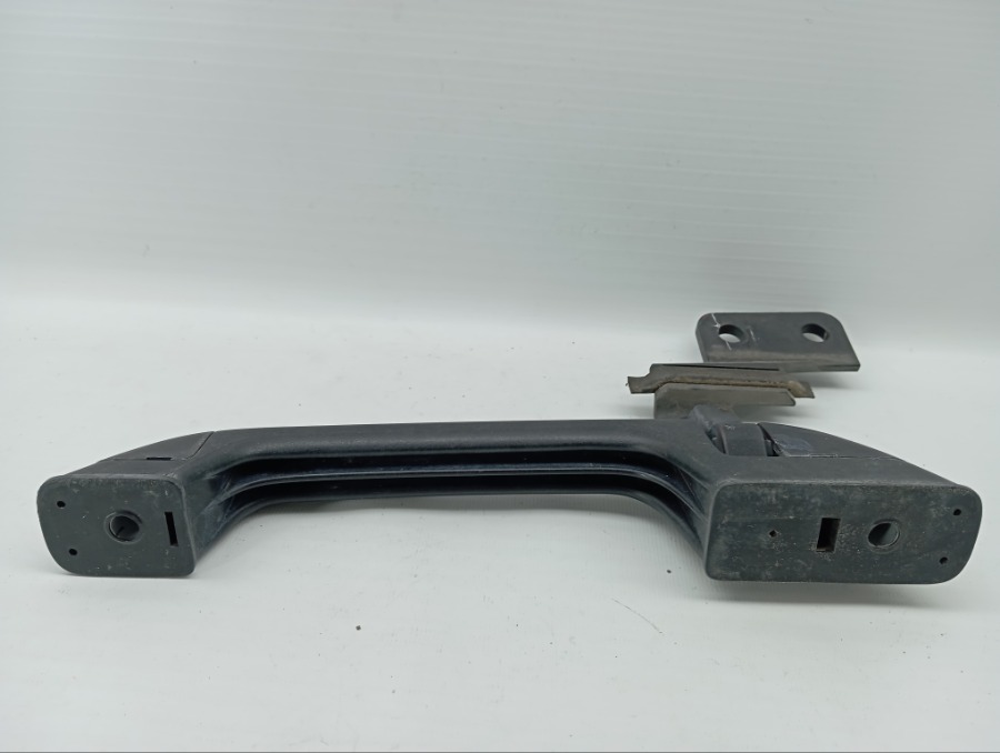 Ручка капота правая Forward FRR90S1