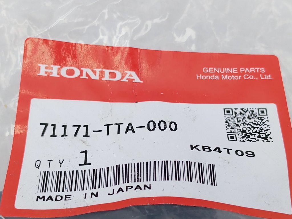 Крепление бампера переднее правое Honda N-BOX JF3