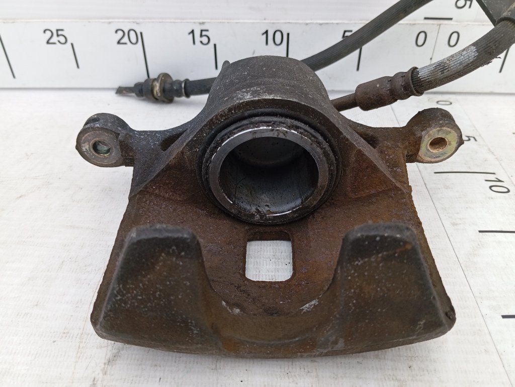 Суппорт тормозной передний правый Partner 1996-2006 EY6 Суппорт тормозной передний правый Partner 1996-2006 EY6