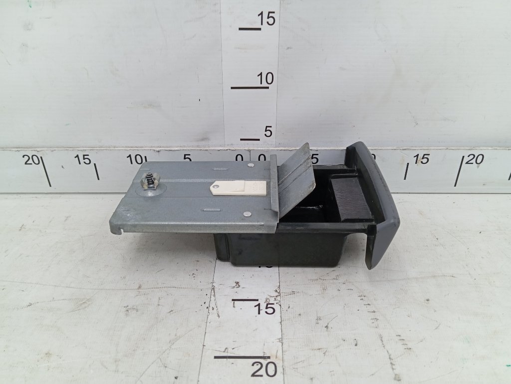 Пепельница Elf NKR85A