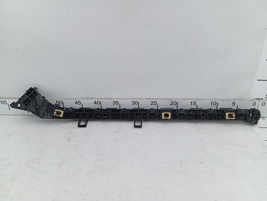 Крепление бампера заднее левое Honda Shuttle DAA-GP7 LEB