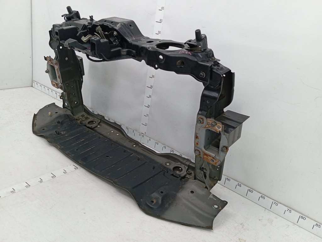 Рамка радиатора Shuttle 2016 DAA-GP7 LEB