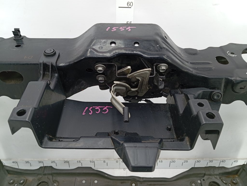 Рамка радиатора Shuttle 2016 DAA-GP7 LEB