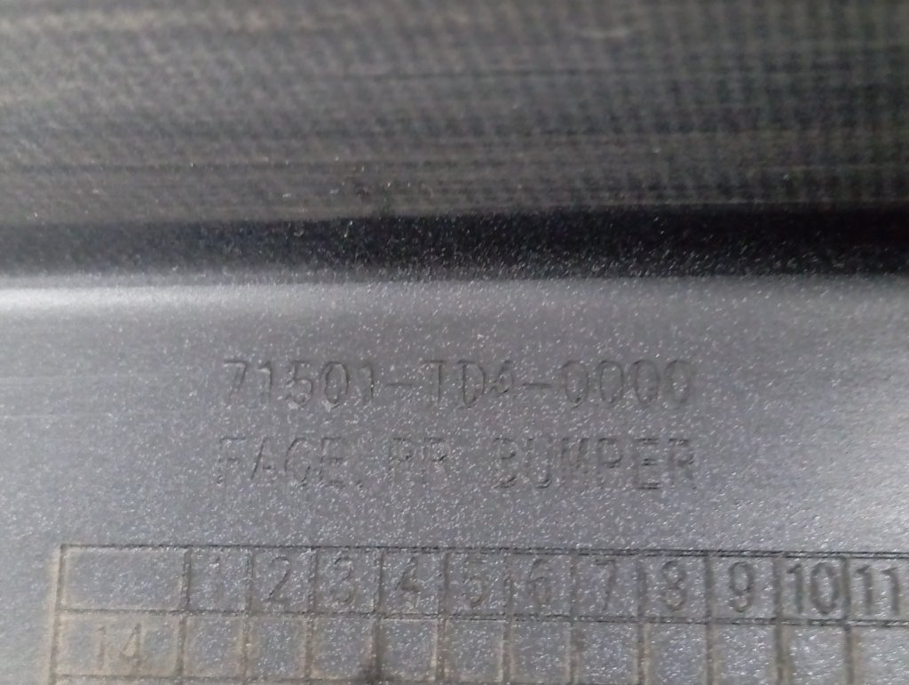 Бампер задний Shuttle 2016 DAA-GP7 LEB