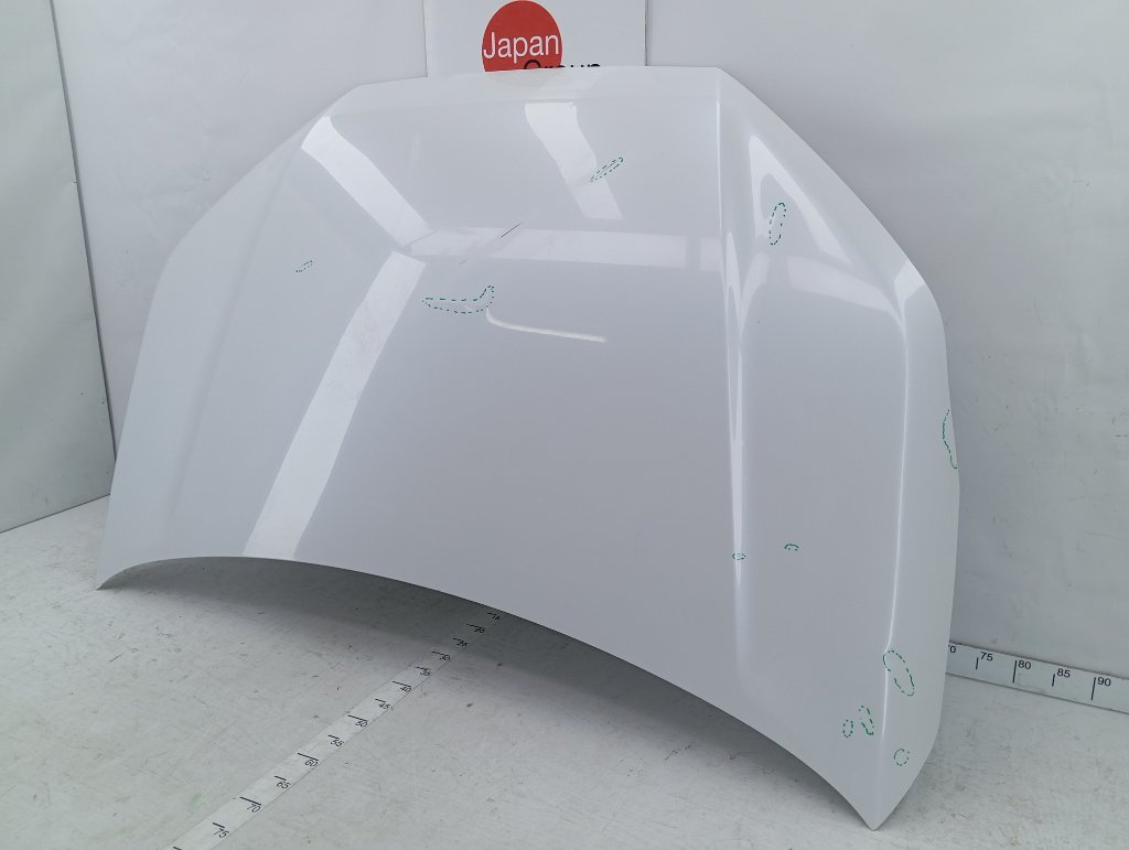Капот Toyota Raize A200A Капот Toyota Raize A200A