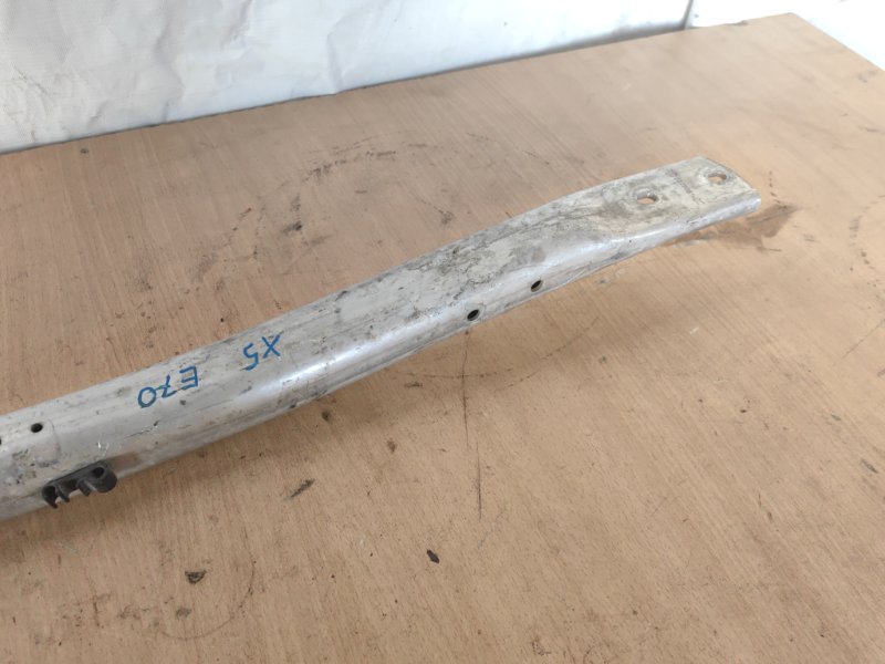 Распорка BMW X5 E70 Распорка BMW X5 E70