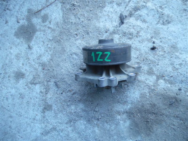 Помпа Toyota 1ZZ (б/у) Помпа Toyota 1ZZ (б/у)