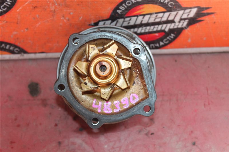 Помпа Toyota 5E (б/у) Помпа Toyota 5E (б/у)