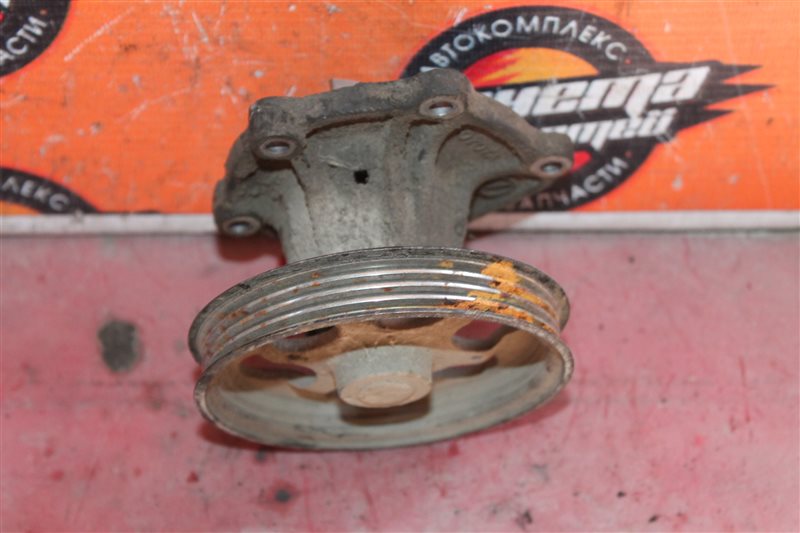 Помпа Toyota 5E (б/у) Помпа Toyota 5E (б/у)