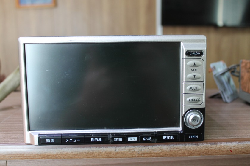 Магнитола Honda Nh676L (б/у) Магнитола Honda Nh676L (б/у)