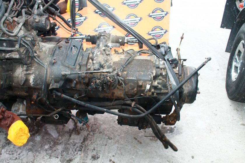 Мкпп Nissan Diesel RH8 (б/у) Мкпп Nissan Diesel RH8 (б/у)