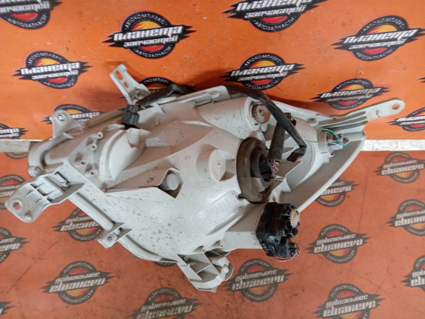 Фара передняя правая MIRA L275S KF-FE
