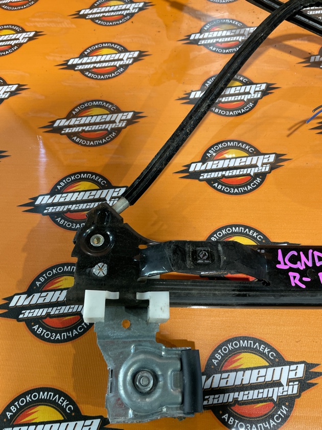 Стеклоподъемник передний правый TRAILBLAZER 1GNDT13S GM VORTEC LL8