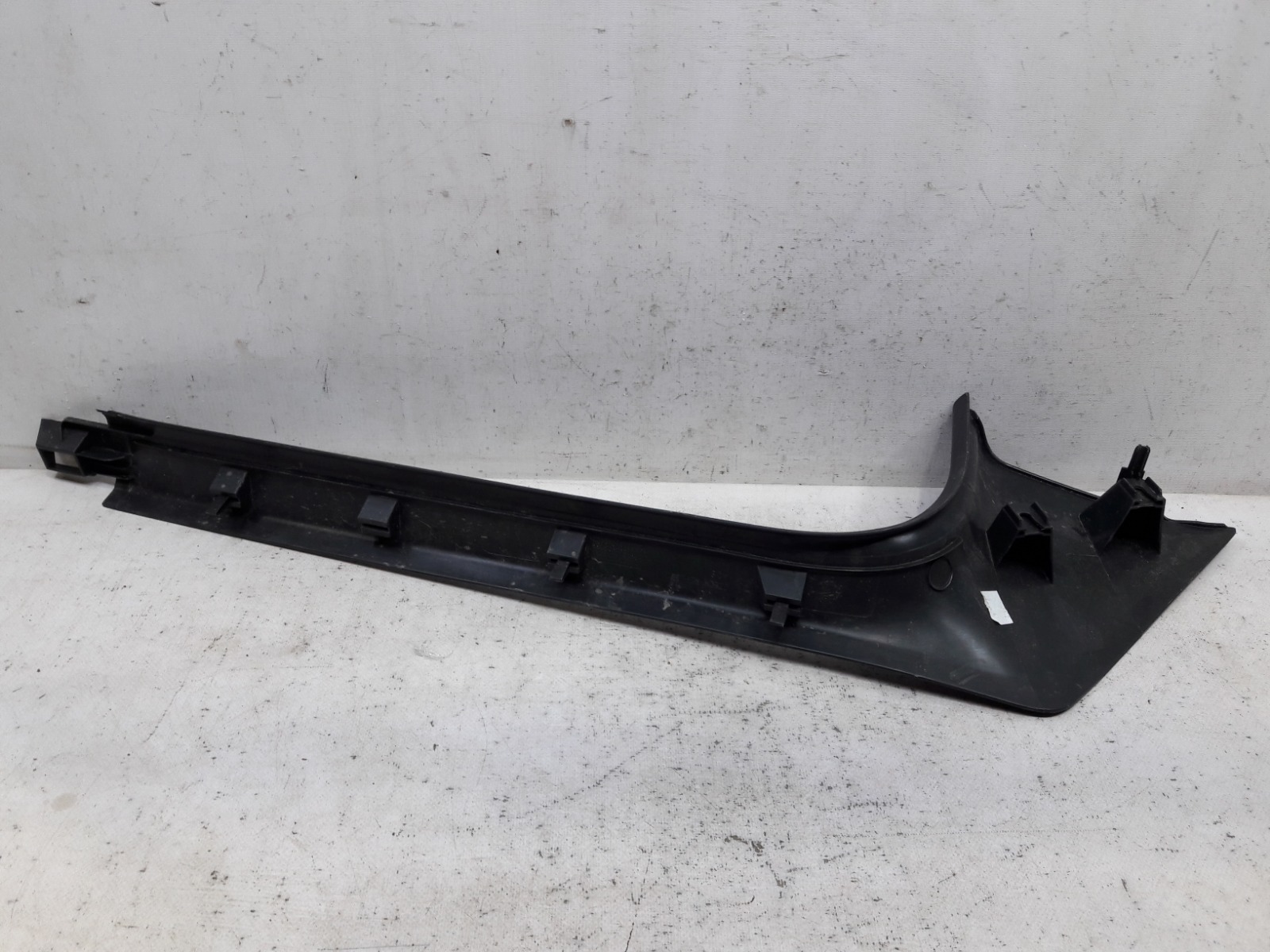 Накладка порога передняя правая Octavia 2004-2013 A5