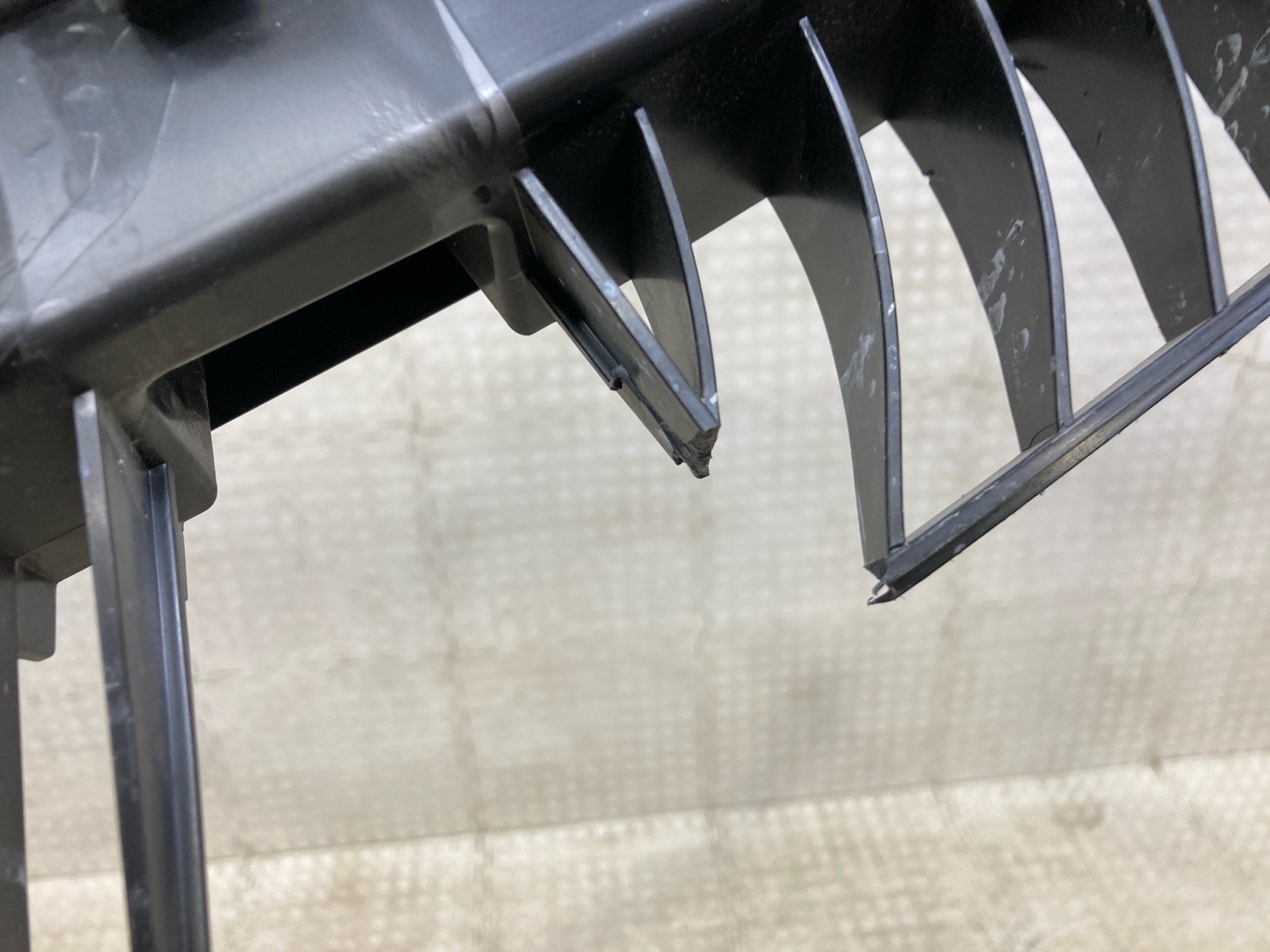 Кронштейн бампера задний Kodiaq 2016-