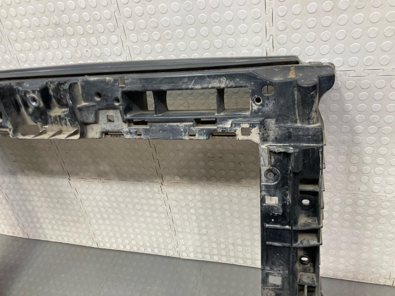 Панель передняя телевизор Polo 2020- MK6 Панель передняя телевизор Polo 2020- MK6