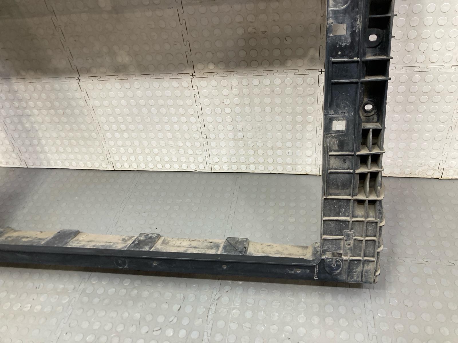 Панель передняя телевизор Polo 2020- MK6 Панель передняя телевизор Polo 2020- MK6