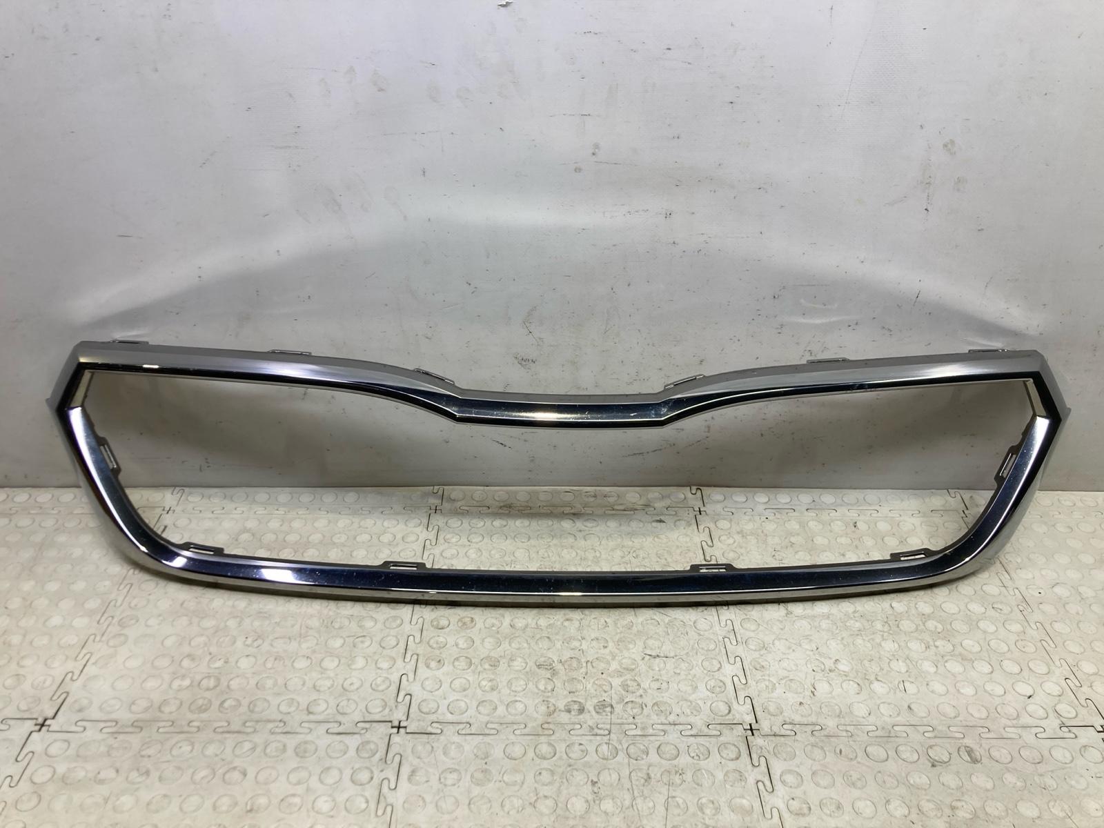 Молдинг решетки радиатора Skoda Rapid 2019- 60U853761 Б/У