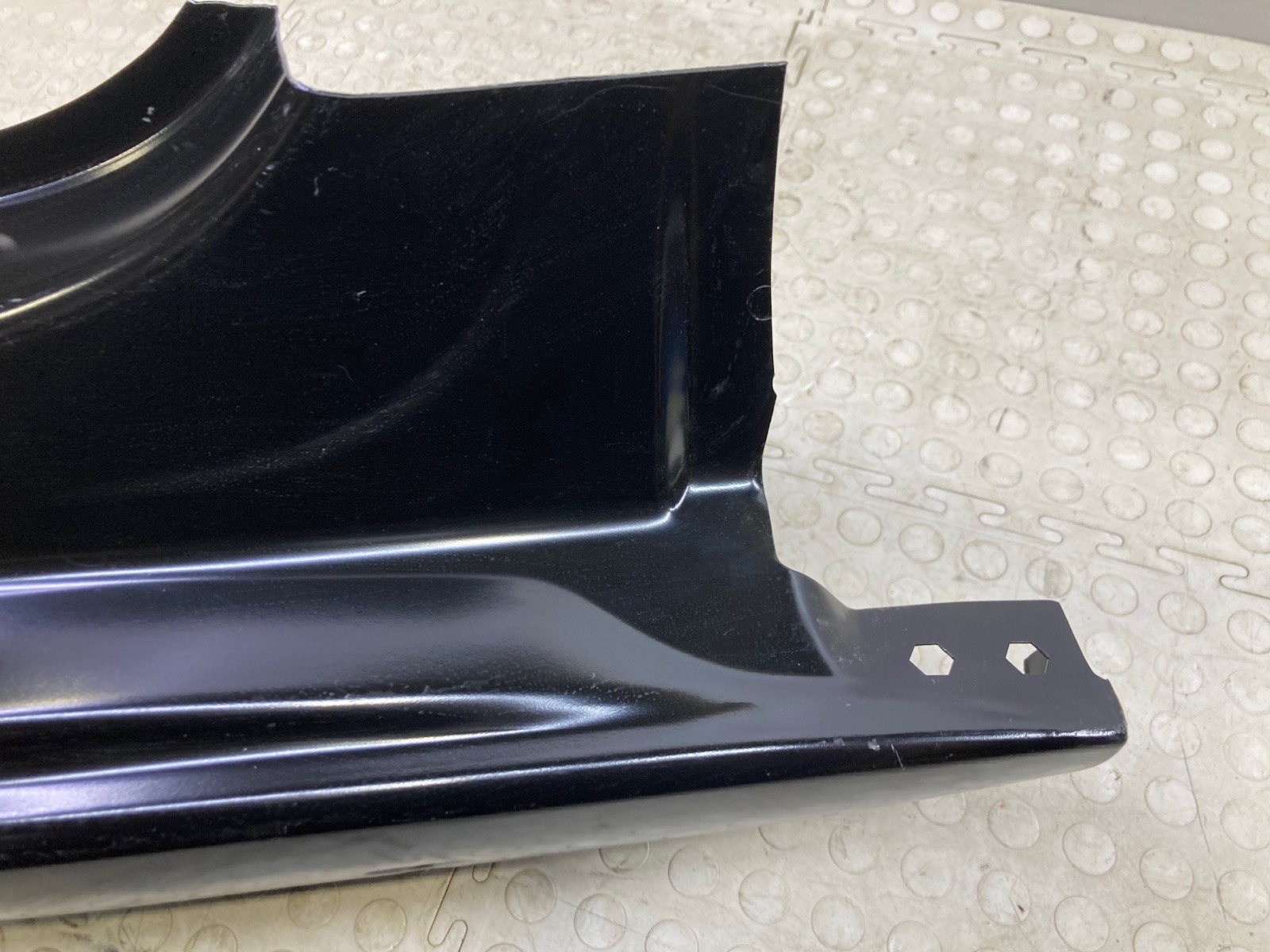 Порог передний правый Rapid 2012-