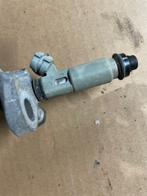 Форсунка TOYOTA COROLLA SPACIO AE111N 4A-FE