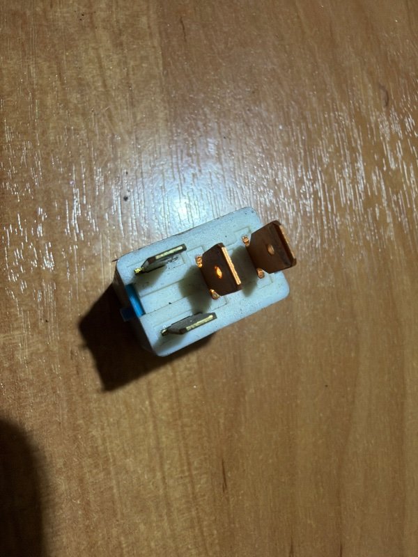 Реле MAZDA3 2008 BK Z6